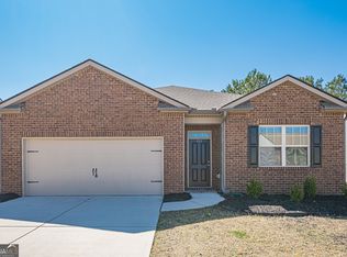 151 Possum Creek Ln, Dallas, GA 30132