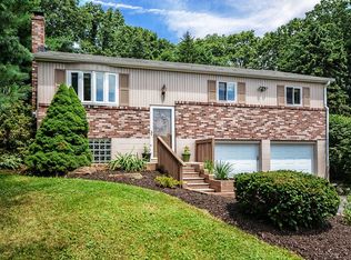 111 Fulton Dr, Valencia, PA 16059