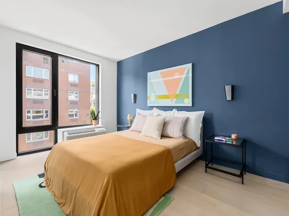 181 East 101st Street 809 image 3 of 12