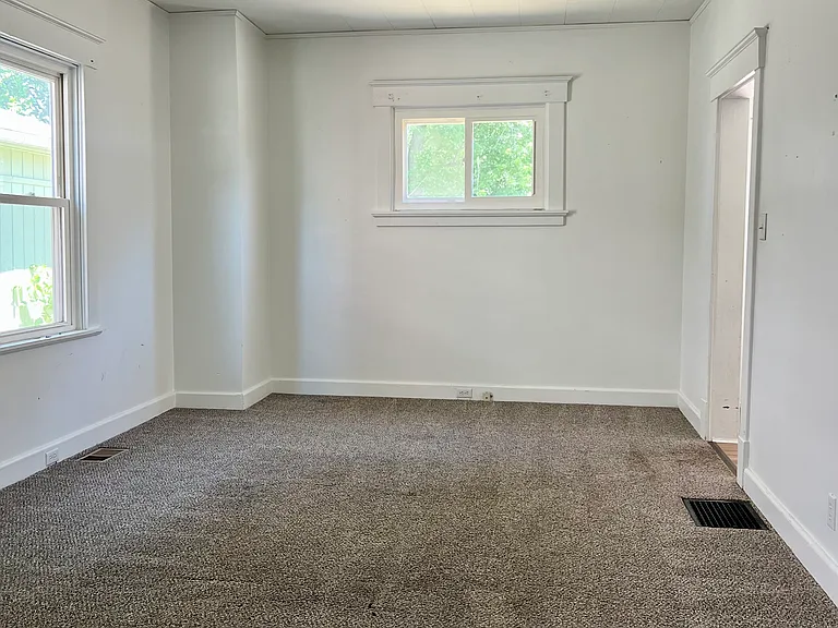 3148 Rosina Ave — Photo 4