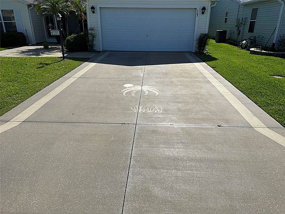 3rd image of 1107 Berkshire Pl