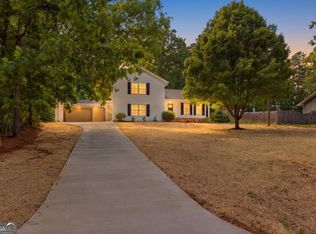 54 Stonewood Frst, Toccoa, GA 30577