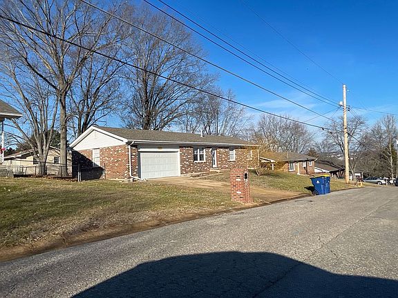 3rd image of 613 S Washington Ave