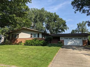 200 Gilliam Dr N, Warsaw, IN