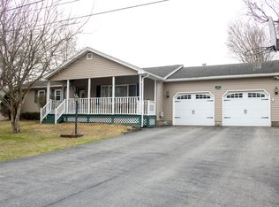 25 Arlington St, Glens Falls, NY 12801