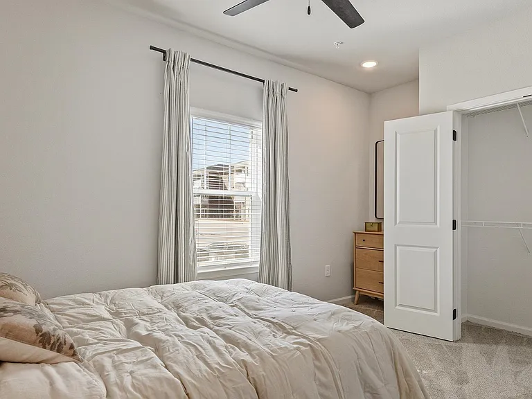 Whispering Pointe Apartments — Photo 70