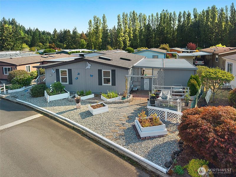 4th image of 4805 Cushman Road NE #122