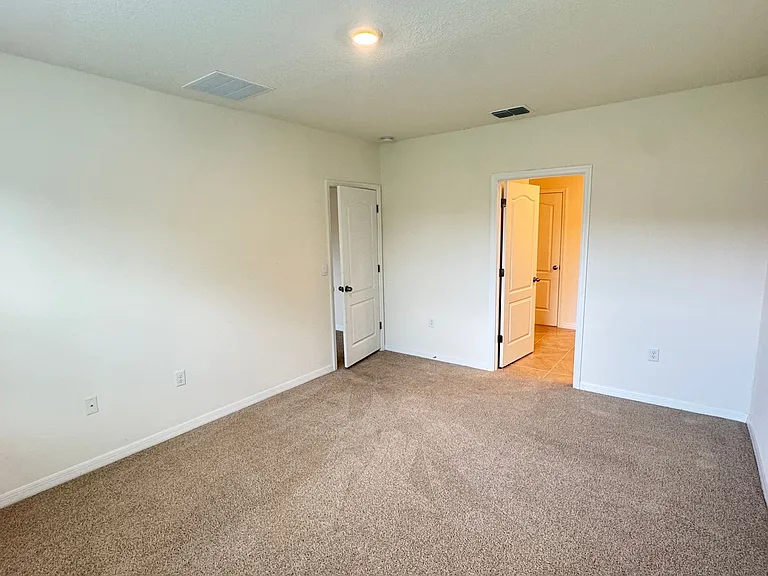939 Stockport Dr — Photo 13