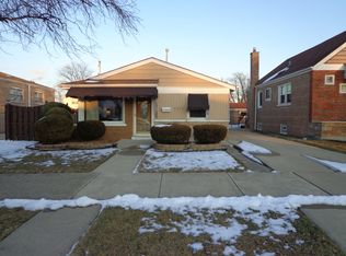 5855 S Rutherford Ave, Chicago, IL 60638