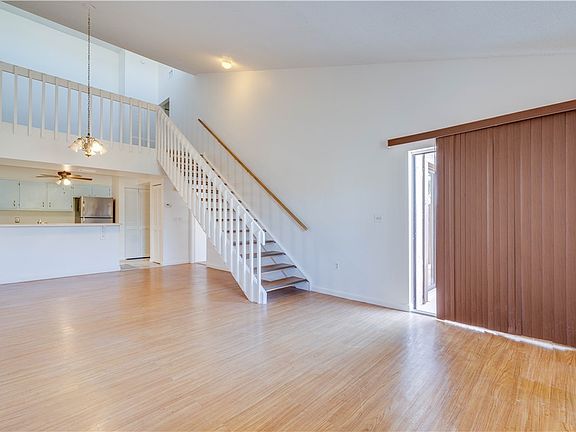 4th image of 8867 Somerset Blvd