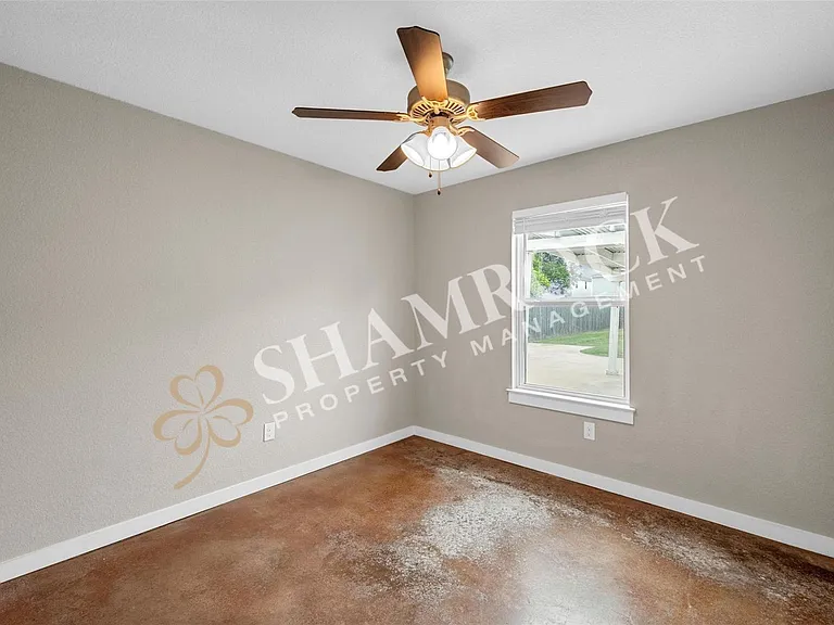 1107 Primrose Dr — Photo 21