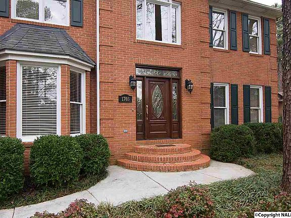 2nd image of 1703 Graywood Ct NW