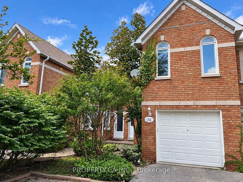 1st image of 32 Brownstone Cir