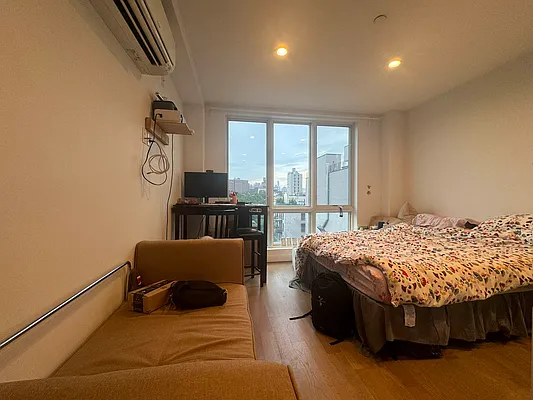 Rented by Doorway NYC, LLC | media 2