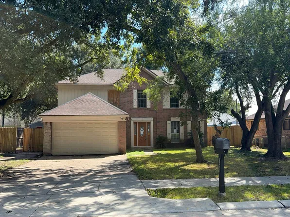 2317 Halbert Dr, Pearland, TX 77581