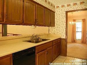 5th image of 4519 Emory Oak Woods