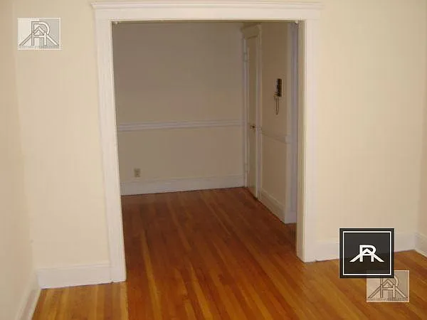 3 Lothian Rd #33 — Photo 10