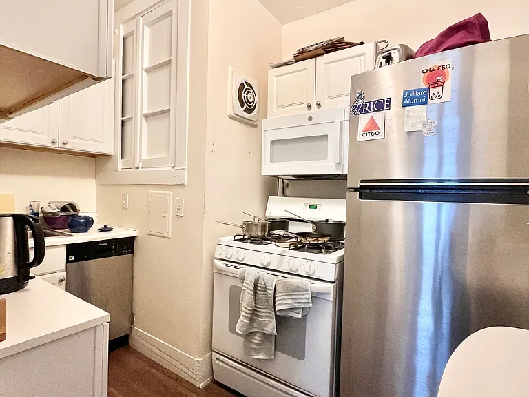 137 Bay State Rd #3 — Photo 10