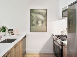 2315 44th Dr #41P, Long Island City, NY 11101