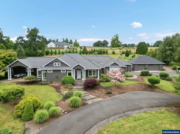 6006 Barcelona Dr SE, Salem, OR 97317