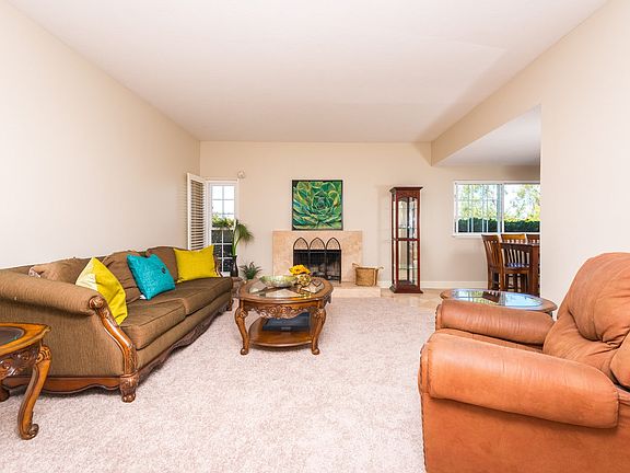 4th image of 613 Sheffield Ct