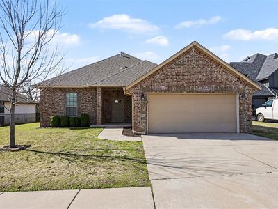 617 Irish Ln, Yukon, OK, 73099