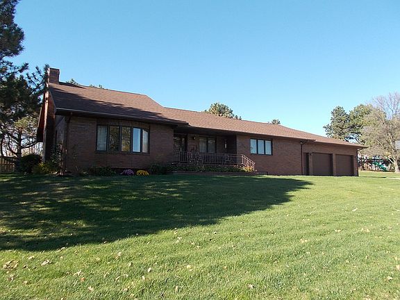 2nd image of 135 Rosewood Dr