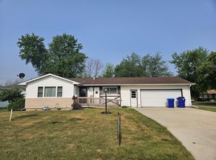 900 2nd Ave SW, Oelwein, IA 50662