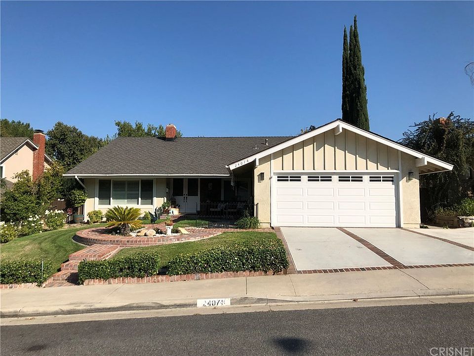 1st image of 24078 Avenida Crescenta