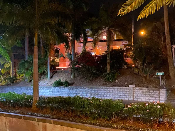 730 Roser Park Dr S, Saint Petersburg, FL 33701