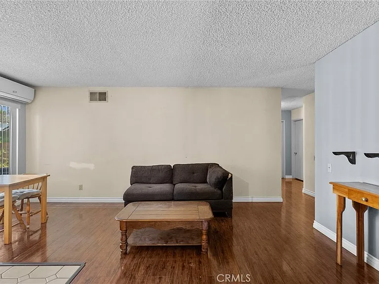 663 Eston Pl #663 — Photo 10