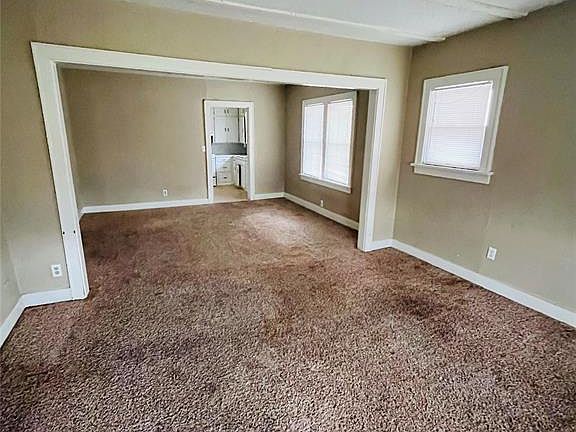 2nd image of 1102 N McKinley Ave