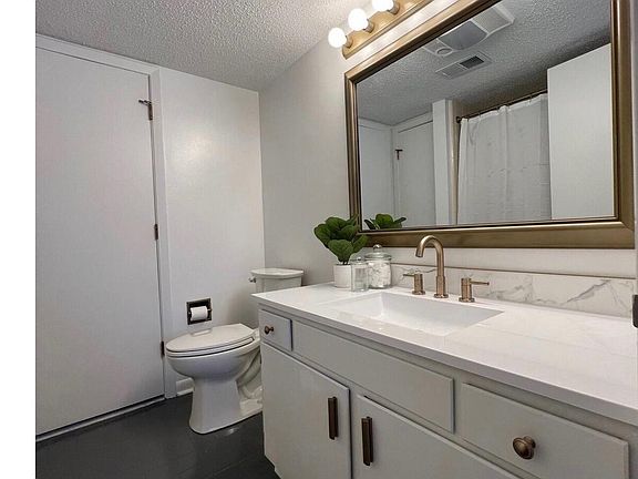 3rd image of 10 Pine Tree Road # 216