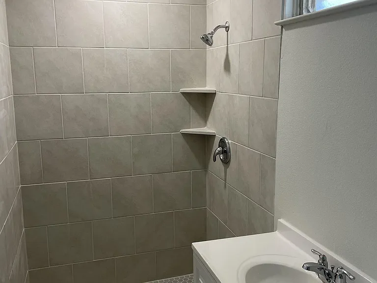 5547 Stonybrook Dr — Photo 14