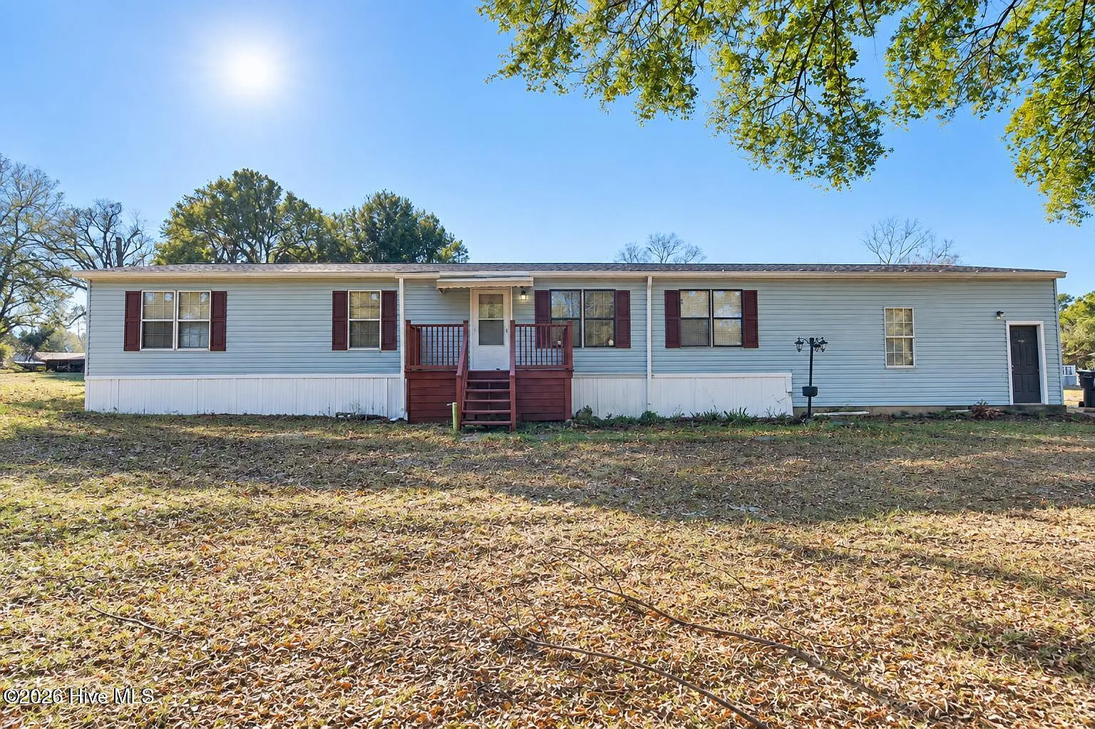 9 bed, 3.0 bath, 3040 sqft, $2,500 — Photo 1