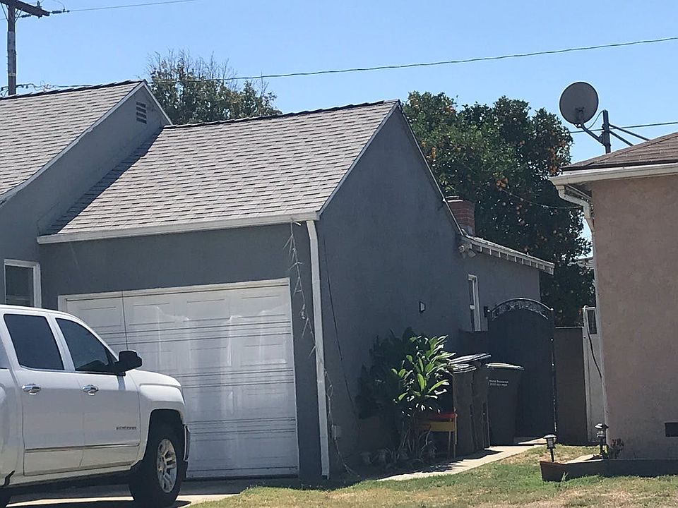1st image of 2656 E 220th St