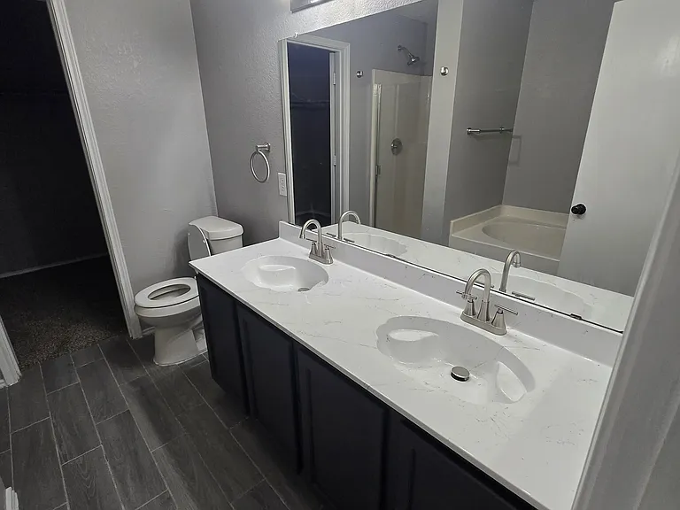 5702 Marietta Dr — Photo 11