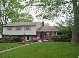 42 Golfview Rd, Camp Hill, PA 17011