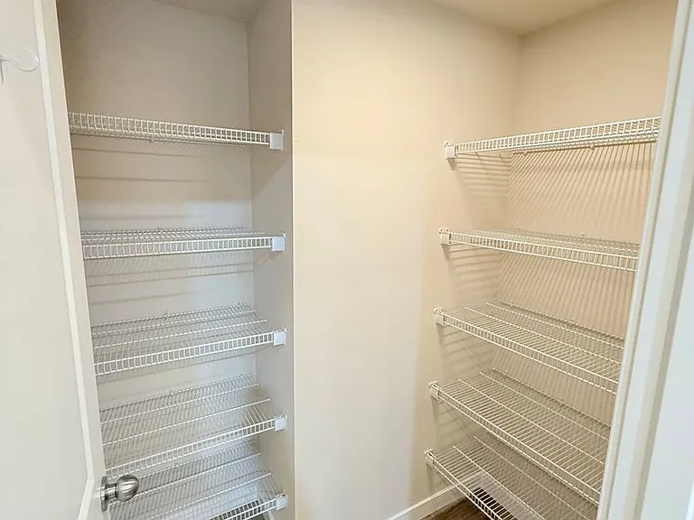 10347 White Deer Pl NW — Photo 5