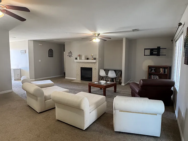 10193 Evelyn Ave — Photo 7