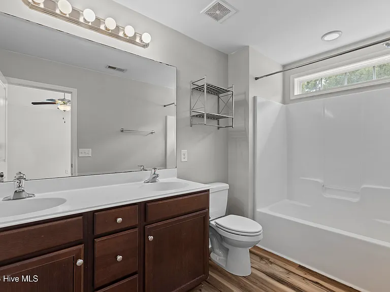 216 Jasmine Ln — Photo 17