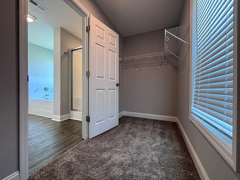 513 Harvest Meadow Xing — Photo 21