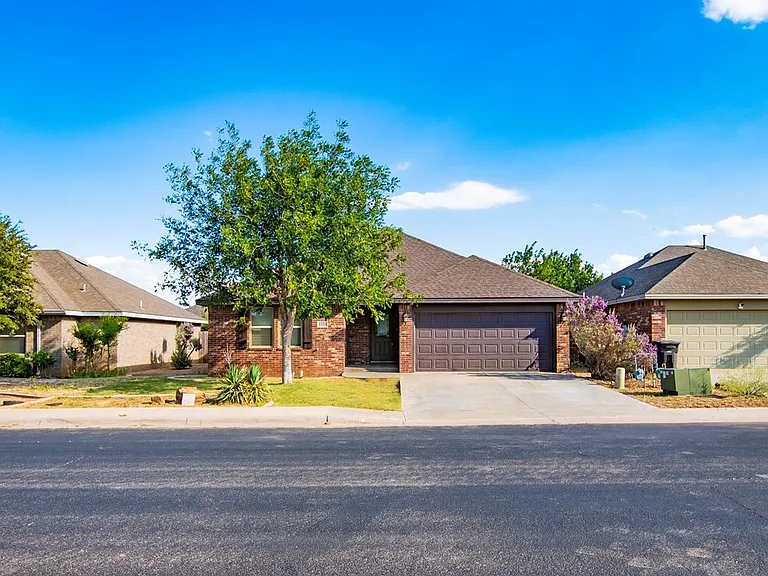 1118 Cedar Creek Rd — Photo 4
