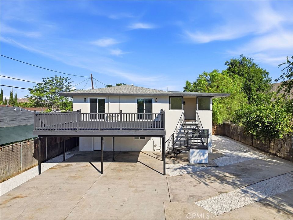 1st image of 3447 Daly Ave