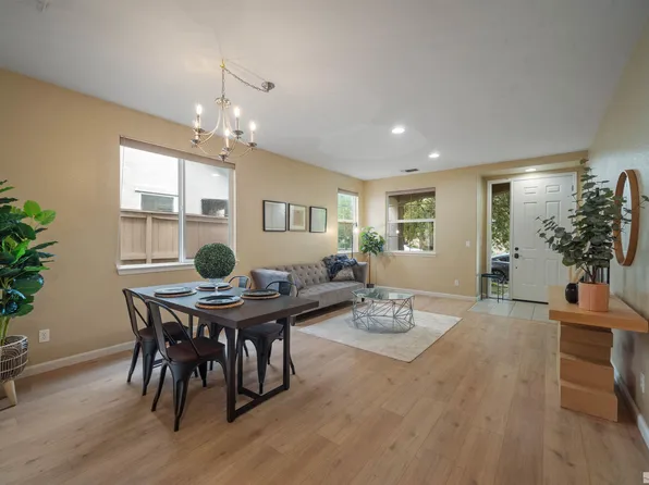 2590 Spring Flower Dr, Reno, NV 89521