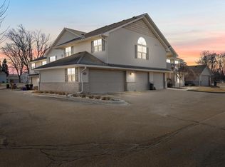 1723 State St #E43, Union Grove, WI 53182