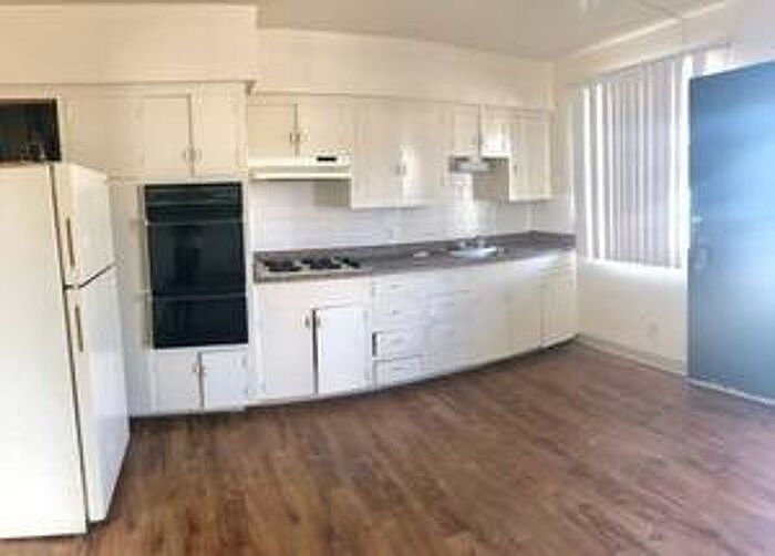 1st image of 176 Palm Ave APT C