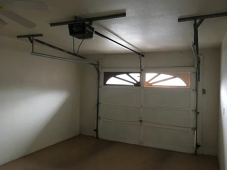Private Garage Space