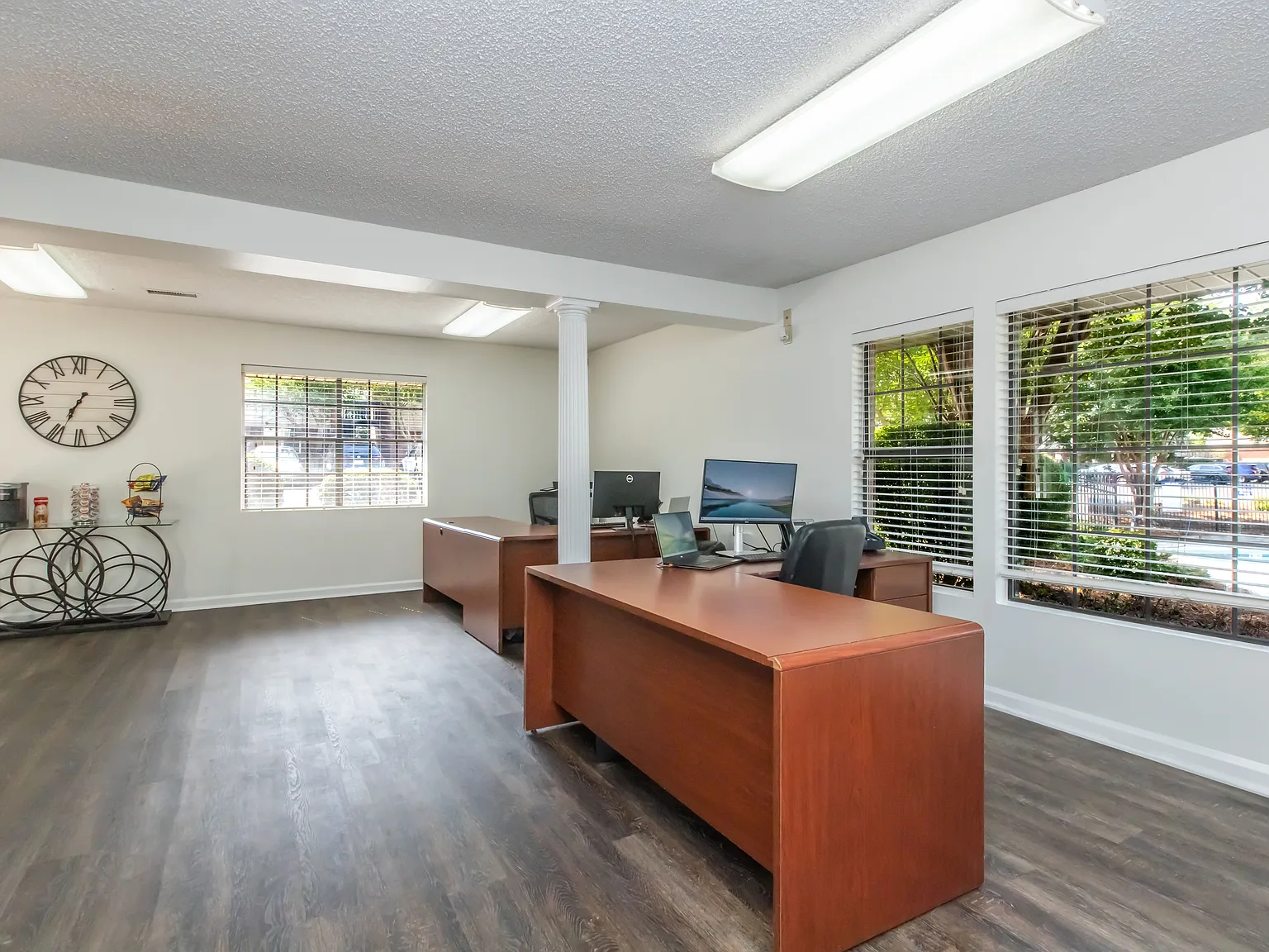Bella Vista — Photo 3