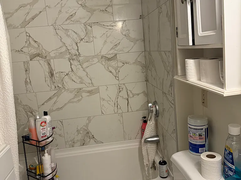 15 Mayo Dr #16 — Photo 8